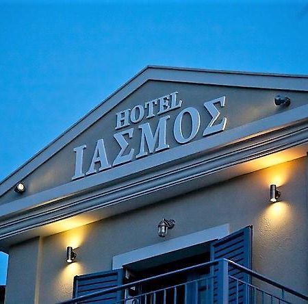 Boutique Hotel Iasmos Trizonía エクステリア 写真