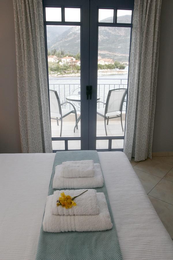 Boutique Hotel Iasmos Trizonía エクステリア 写真