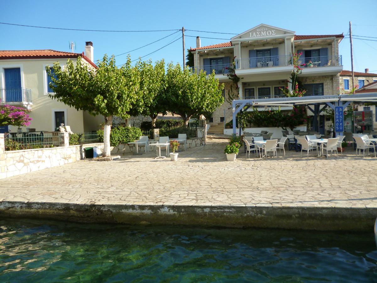 Boutique Hotel Iasmos Trizonía エクステリア 写真